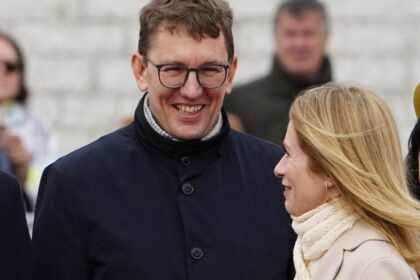 Estonia's ruling party nominates the climate minister as the new PM