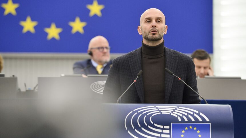 Brothers of Italy face cordon sanitaire test at European Parliament