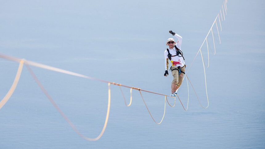 Slackliner makes it across 3.6km Messina Strait - but misses out on the world record by 80m