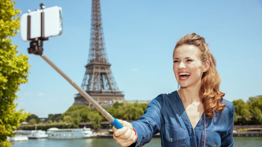 Trash-talk, photo shoots and bargaining: The most annoying things tourists do, according to locals