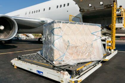 How to Ship Your Luggage: 11 Best Shipping Services