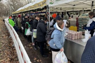 Meals served at Christmas charity event in Budapest reach thousands