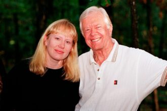 Amy Carter Today: Photos of Jimmy Carter's Daughter Then & Now